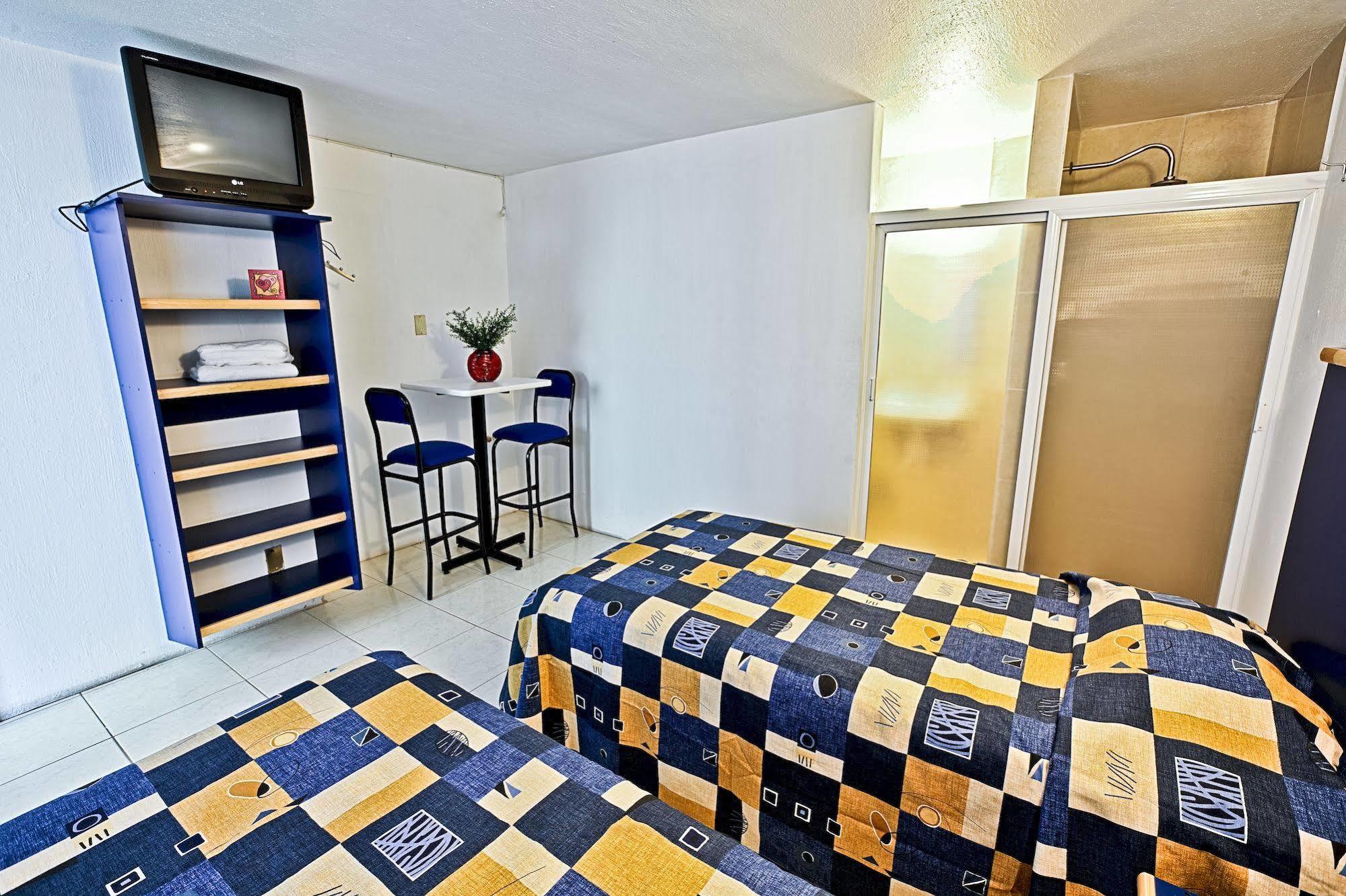 Hotel Vagabundo Expo غوادالاجارا المظهر الخارجي الصورة